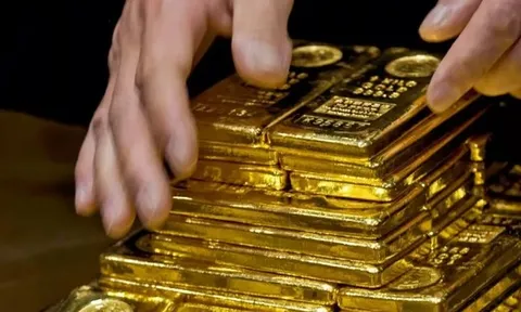 "Căn nhà tăng giá gấp rưỡi sau 2 năm, nhưng khi quy ra vàng, tôi mới giật mình thấy hụt hơn 20 cây"