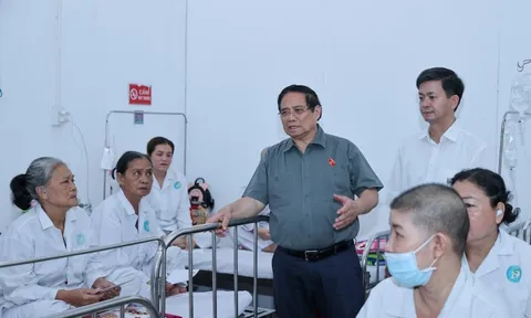 Thủ tướng: Chậm nhất cuối năm 2026 phải xong dự án Bệnh viện Ung bướu Cần Thơ