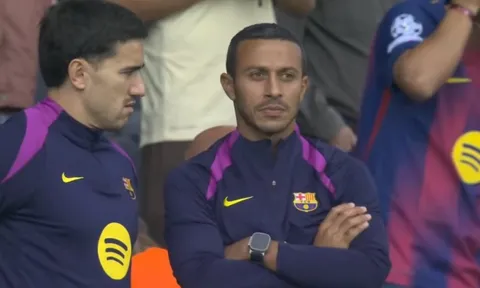 Phương án thay HLV Flick ở El Clasico