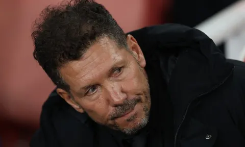 Cú sốc với Simeone