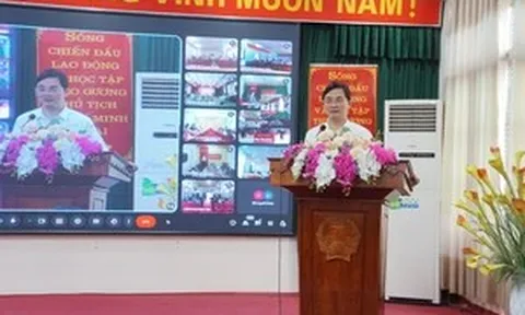 Tuyên Quang gỡ vướng công tác quản lý giáo dục cho cấp xã