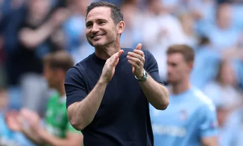Lampard tạo kỳ tích