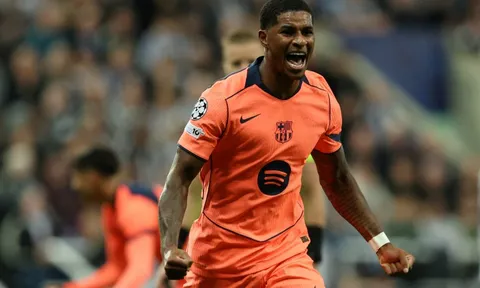 Rashford, Greenwood giúp MU kiếm bộn tiền