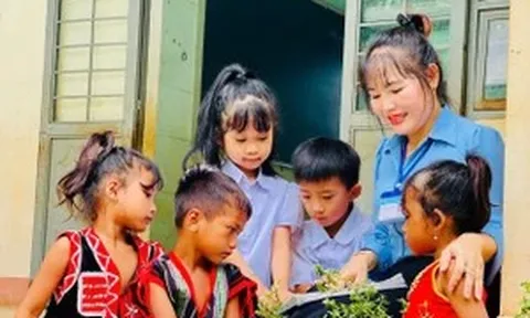 Kỳ vọng từ mái trường nội trú vùng biên