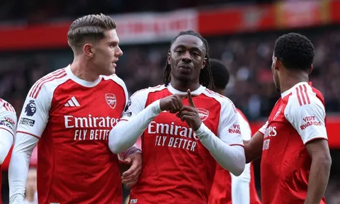Arsenal thắng trận thứ 7 liên tiếp