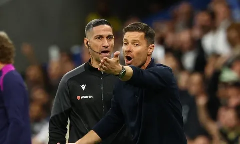 Alonso 'đụng chạm quyền lực' ở Real Madrid