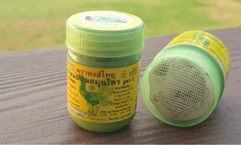 Dầu hít 'thông mũi' Hong Thai nổi tiếng của Thái Lan nhiễm khuẩn vượt mức 0