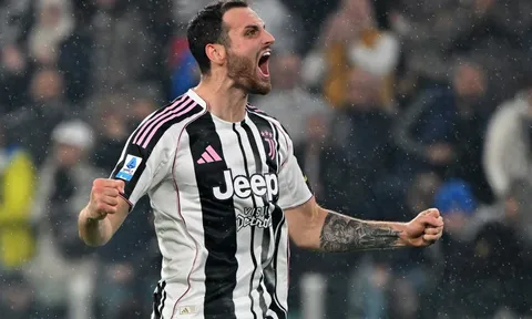 Juventus thay tướng đổi vận