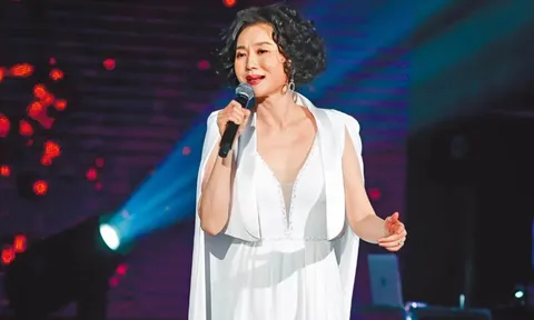 Bàng hoàng nữ ca sĩ qua đời 13 ngày trước, nay mới công bố khiến khán giả tiếc thương