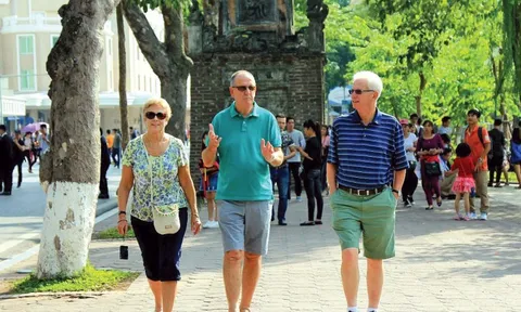 Du lịch Hà Nội tăng tốc cuối năm để bứt phá đón dòng khách lớn