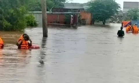 Nhiều trường ở Lâm Đồng cho học sinh nghỉ học để ứng phó mưa lũ