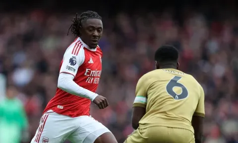 Thảm họa lịch thi đấu đến với Arsenal