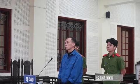 Người đàn ông U50 mãi u mê trượt dài trong tội lỗi