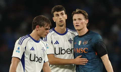 Fabregas gieo sầu cho Napoli