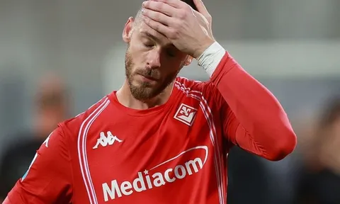 De Gea cùng đồng đội sa sút khó tin