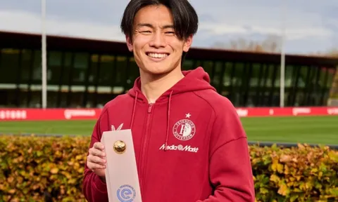 Tiền đạo Nhật Bản tiếp tục khuynh đảo giải Hà Lan