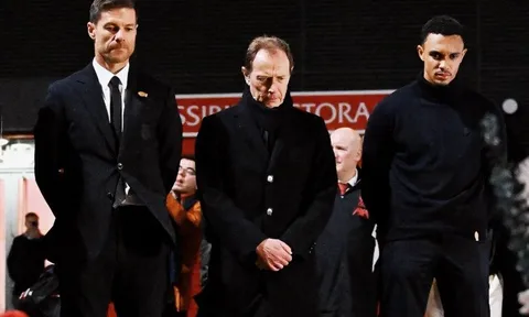 Hành động đẹp của Real Madrid trước thềm đại chiến Liverpool