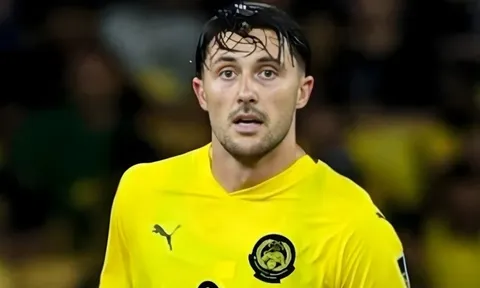 CĐV Đông Nam Á hả hê khi Malaysia bị trừng phạt