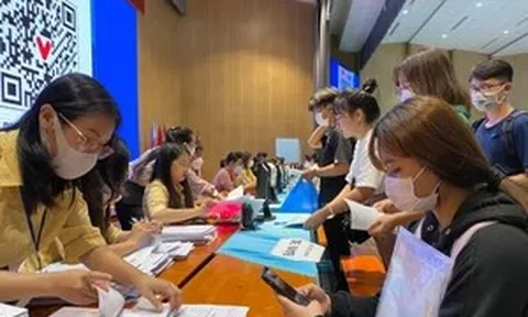 Đối tượng được giảm 50% học phí?