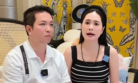 Ngỡ ngàng cảnh tượng bên trong căn nhà 22 tỷ của vợ chồng Đoàn Di Băng