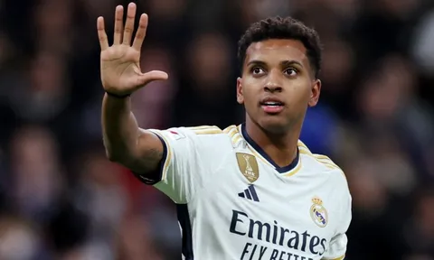 Chelsea ra giá mua Rodrygo