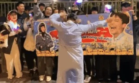 Rộ clip G-Dragon nhún nhảy giữa đường phố sau khi đặt chân đến Việt Nam