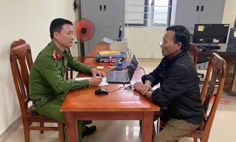 Đối tượng truy nã nguy hiểm ra đầu thú