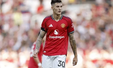 Amorim tiết lộ bí quyết giúp Sesko vượt khủng hoảng