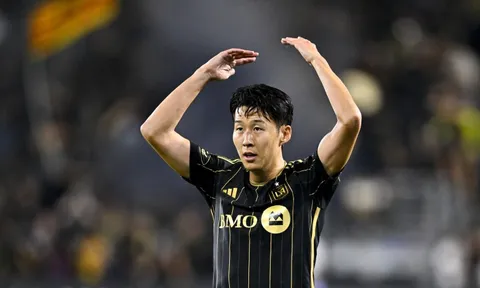 Tottenham thiệt hại nặng khi chia tay Son Heung-min