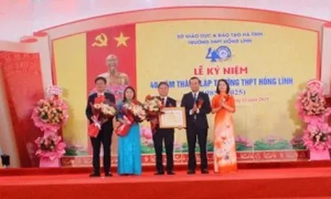 Trường THPT Hồng Lĩnh kỷ niệm 40 năm thành lập