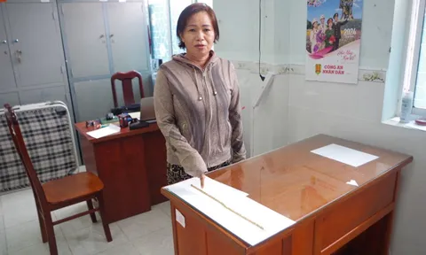 Bắt người phụ nữ giả vờ mua vàng, trộm dây chuyền