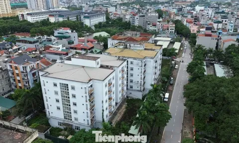 Cảnh lạnh lẽo, lãng phí khu 7 tòa nhà tái định cư bỏ hoang ở Hà Nội