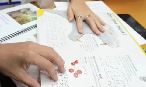 Mở cánh cửa tri thức bằng chữ nổi và in 3D