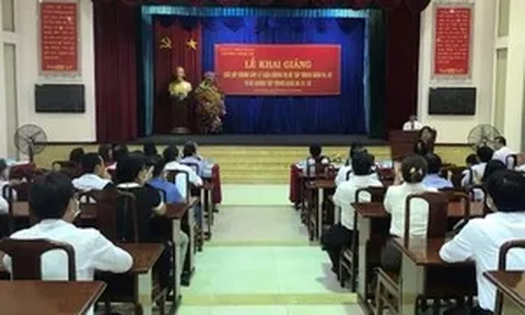 Chế độ làm việc của giảng viên cơ sở đào tạo, bồi dưỡng cán bộ, công chức, viên chức