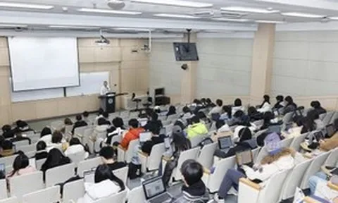 Gian lận trí tuệ nhân tạo trong tuyển sinh: Bài học đắt giá cho Hàn Quốc