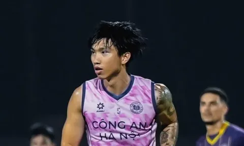 Đoàn Văn Hậu lại ra sân cho CLB CAHN