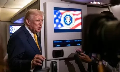 Mỹ không kịp giải ngân khoản 2.000 USD cho người dân trong năm nay, Tổng thống Trump nói gì?