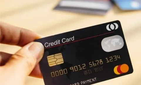 Lãi suất thẻ tín dụng tăng mạnh, cao nhất lên 22%/năm