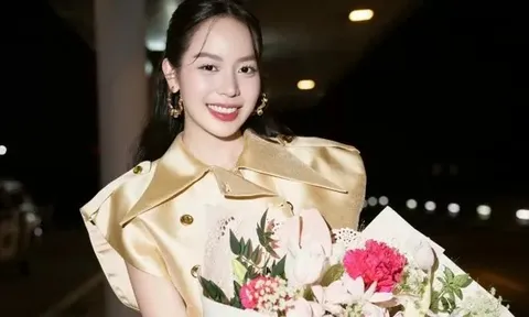 Hoa hậu Huỳnh Thị Thanh Thủy xúc động trước thềm trao lại vương miện cho tân Miss International