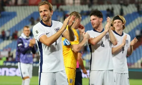 Tuyển Anh lại bị 'đâm sau lưng' thì khó vô địch World Cup