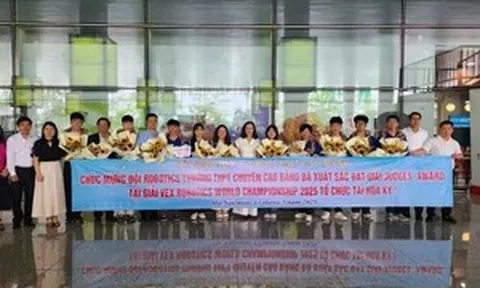 Trường THPT Chuyên Cao Bằng vươn tầm thế giới từ sân chơi Robotics