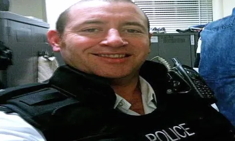 Anh: Lộ diện gã sĩ quan tấn công hàng loạt phụ nữ, che đậy tội ác trong 2 thập kỷ