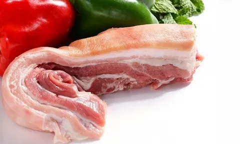 Giá heo hơi hôm nay 21/11: Đồng loạt tăng giá, nhiều địa phương chạm mốc 52.000 đồng/kg