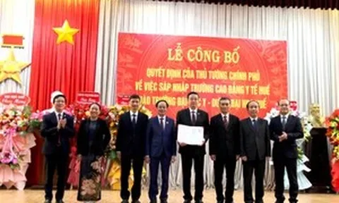 Sáp nhập Trường Cao đẳng Y tế Huế vào Trường Đại học Y Dược Huế