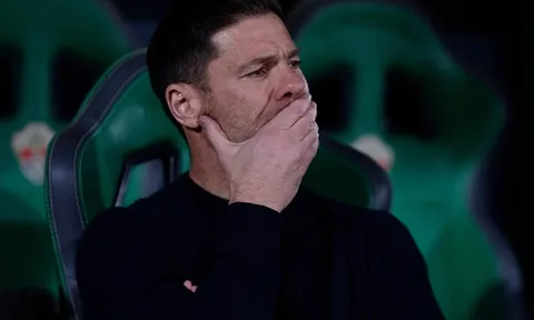 HLV Alonso sẵn sàng thay Slot