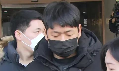 Vạch trần tội ác của kẻ cầm đầu "bóc lột tình dục" 260 nạn nhân