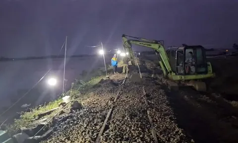 Dự kiến khôi phục tuyến đường sắt quốc gia vào sáng mai, 26/11