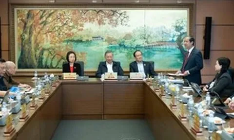 Yêu cầu cấp bách đầu tư mạnh cho giáo dục hiện đại giai đoạn 2026–2035