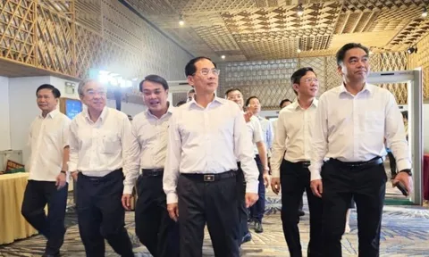 Phó Thủ tướng Bùi Thanh Sơn tổng duyệt Diễn đàn Kinh tế Mùa thu năm 2025