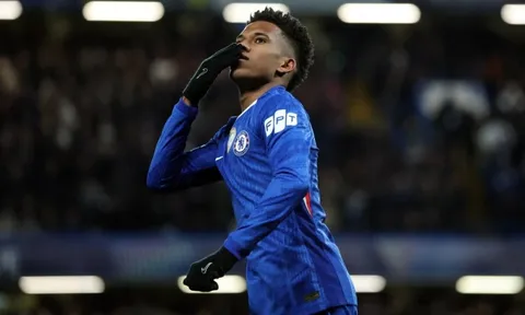 Chelsea trình làng kỷ nguyên Estevao